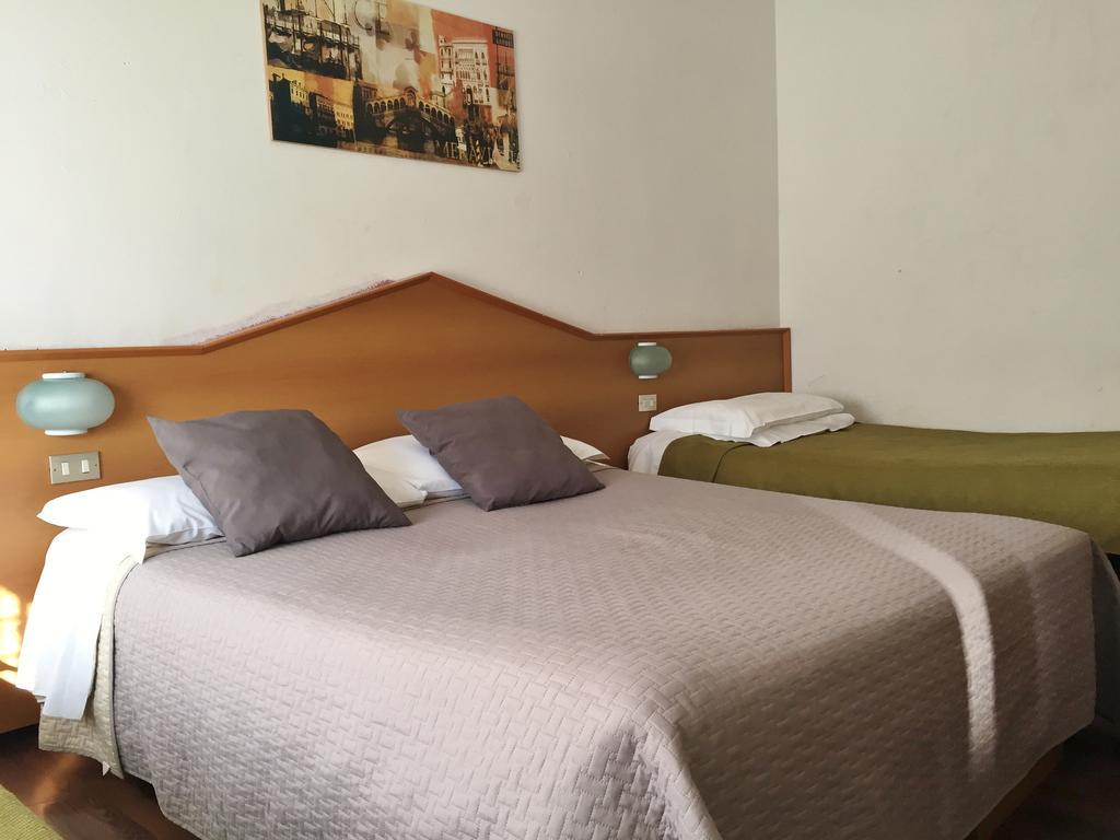 Hotel Ambra Milánó Kültér fotó
