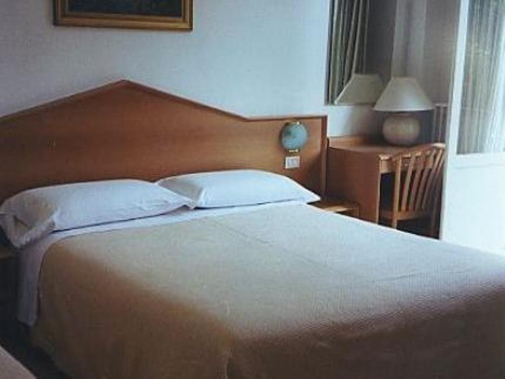 Hotel Ambra Milánó Kültér fotó
